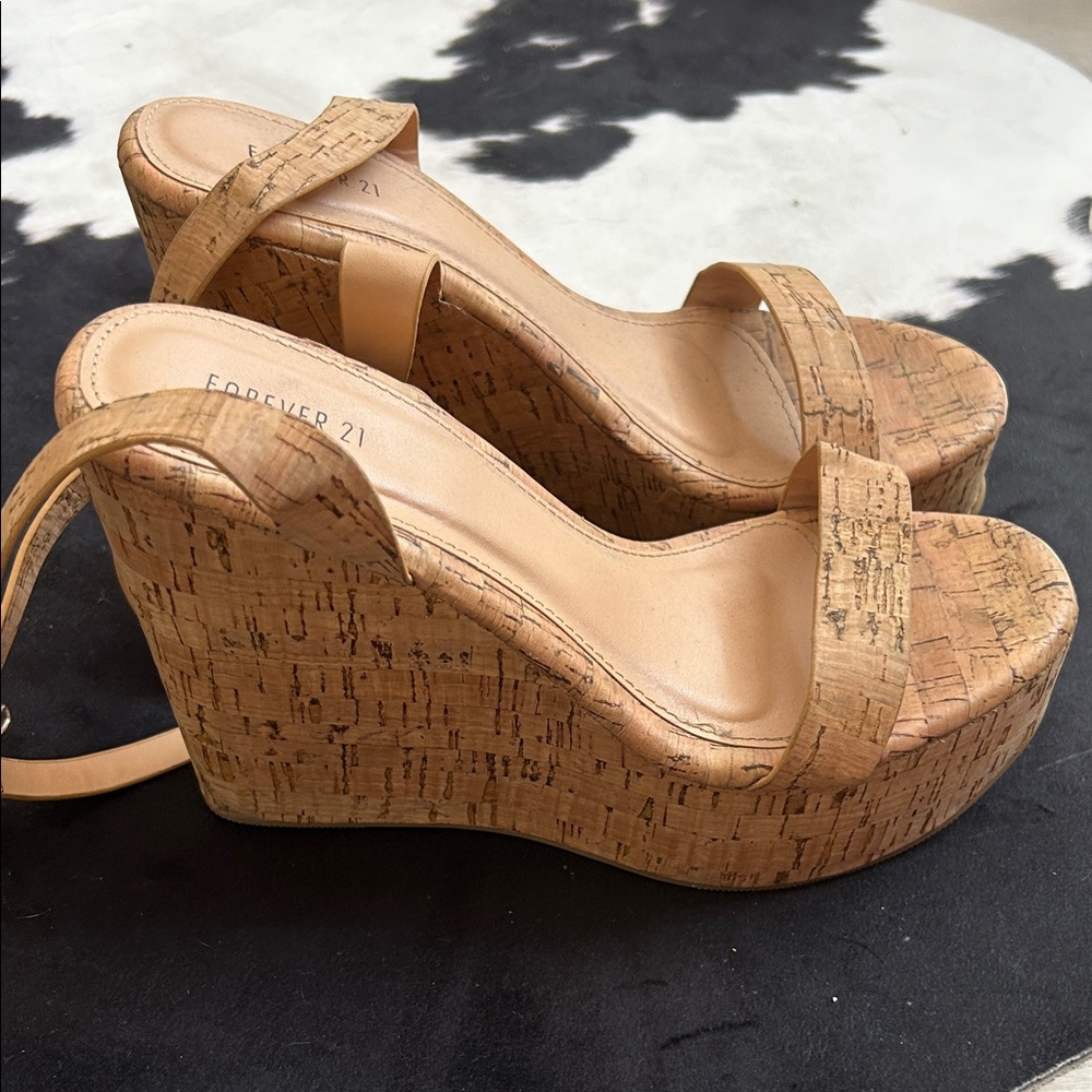 Forever 21 Cork Platform wedge Sandals - Picture 2 of 4